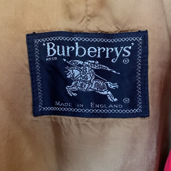 Burberrys Original Vintage Trench Coat Red SIZE 10 tall extra-long - Picture 8 of 13